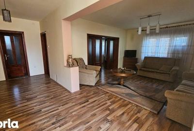 Casă cu 4 camere cu Teren 300 Mp în Central - 6