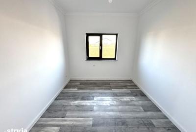 Casă cu 4 camere cu Teren 420 Mp în Holboca - 5