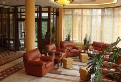 Spațiu comercial, de 1,000 mp, în Predeal - 7