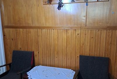 Apartament cu 3 camere semidecomandat în Dâmbu Pietros - 8