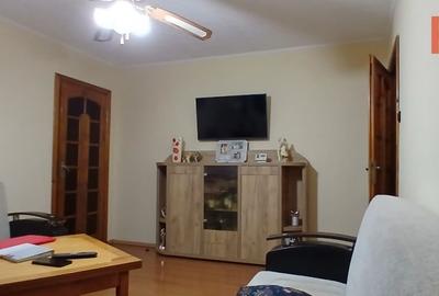 Apartament cu 3 camere, etaj intermediar, mobilat-utilat, zona Dacia - 3
