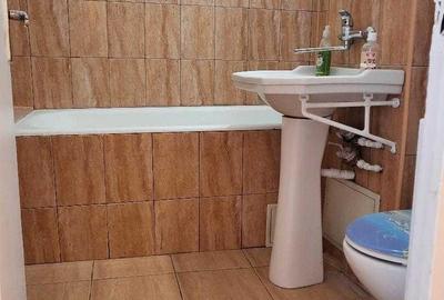 Apartament cu 2 camere decomandat în Republicii - 2