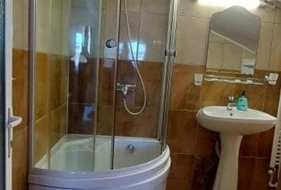 Exclusiv! Pensiune P+1+M pe partea marii  Eforie Nord - 269.000 euro(Cod E8+E10) - 36