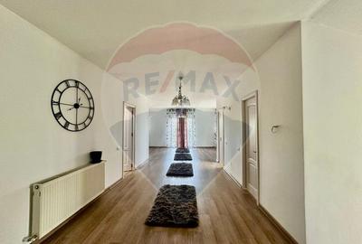 Casă individuală cu 6 camere cu Teren 600 Mp în Brănești - 9