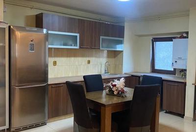 Inchiriez apartament 3 camere zona gara Constan?a. - 1