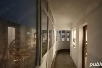 Apartament cu 3 camere decomandat în Broșteni - 7