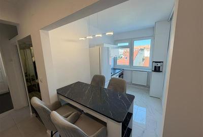 Apartament cu 2 camere decomandat în Centrul Civic - 3