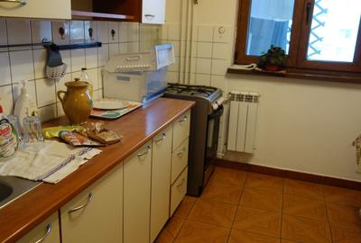 Piata Rahova-Circa 19 Politie - 1