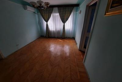 Apartament cu 2 camere, etajul 2/4, zona Podu Ros - 4