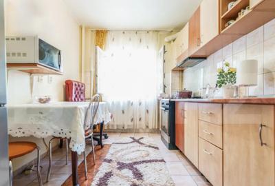 Apartament cu 4 camere decomandat în Crângași - 4