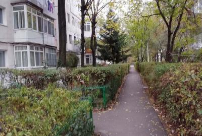 *Proprietar* Vand apartament 2 camere Ploiesti Vest - 2