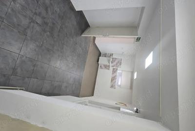 Spațiu comercial, de 57 mp, în Central