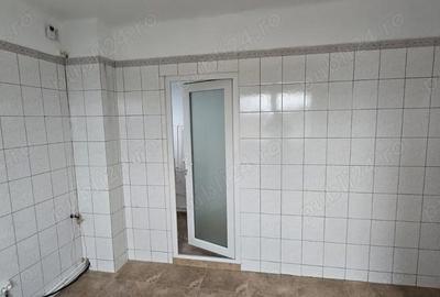 Apartament cu 3 camere decomandat în Central - 6