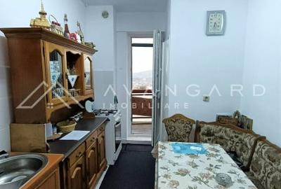 Apartament cu 3 camere decomandat, mobilat în Zorilor - 1