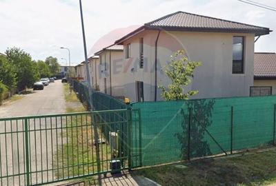 Vila 4 camere de vanzare Crevedia cartier privat 454mp teren - 1