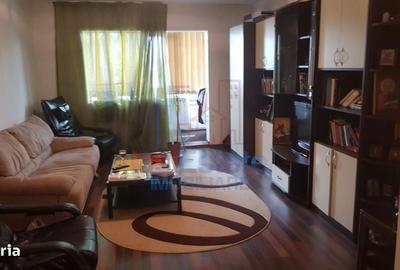 Apartament cu 3 camere decomandat în Nicolina - 6