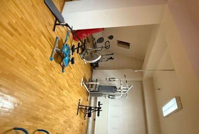 Casă cu 4 camere în Central - 4
