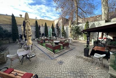 Spațiu comercial, de 150 mp, în P-ța Maria - 19