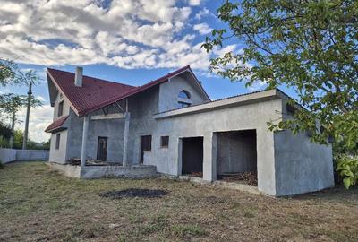 Casă cu Teren 850 Mp în Boțârlău - 3