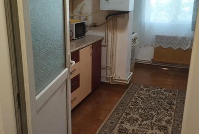 Apartament cu 2 camere decomandat în Galata - 3