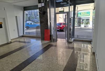 Spațiu comercial, de 55 mp, în Unirii - 1