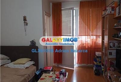 Garsoniera Dristor-metrou in fata blocului