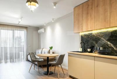 Apartament cu 3 camere decomandat în Central - 17