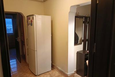 Apartament cu 3 camere decomandat în Ostroveni - 4
