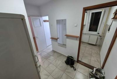 Apartament cu 2 camere semidecomandat în Micro 19 - 3