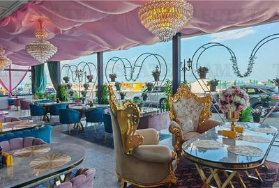 RESTAURANT CU TERASA 300MP, COMPLET MOBILAT/UTILAT, CHIRIAS EXISTENT, IN PRIMA L