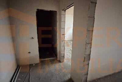 Garsonieră decomandată în Kamsas - 4