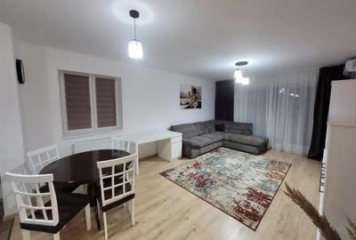 Apartament cu 2 camere decomandat, mobilat în Tractorul - 5