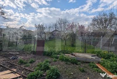 Casă cu 3 camere cu Teren 676 Mp în Micești - 1
