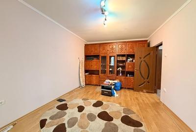APARTAMENT 4 CAMERE DE VANZARE - 200 M METROU APARATORII PATRIEI - 1