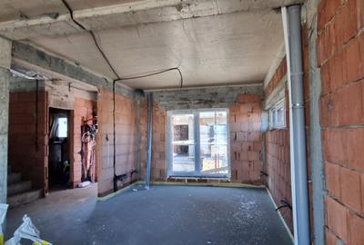 Casă individuală cu 4 camere cu Canalizare în Sud-Est - 6