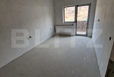 Apartament cu 5 camere semidecomandat în Florești - 2