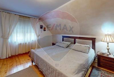 Casă cu 5 camere cu Teren 450 Mp în Calea Poplăcii - 13