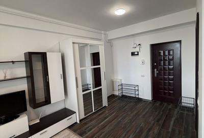 Garsonieră în Roșu - 2