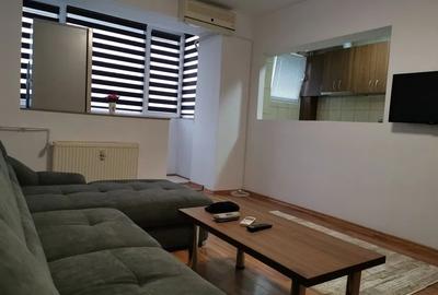Titan - Minis - Garsoniera decomandata, renovata