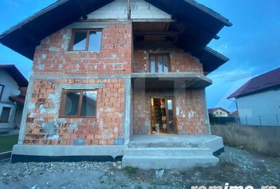 Casă cu 6 camere cu Teren 500 Mp în Beclean - 11