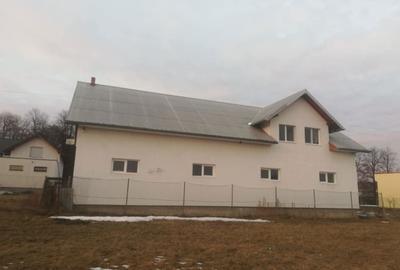 Casă cu 4 camere cu Teren 177 Mp în Mitocu Dragomirnei - 4