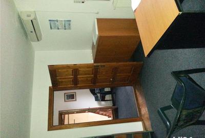 Spațiu comercial, de 40 mp, în Central - 1