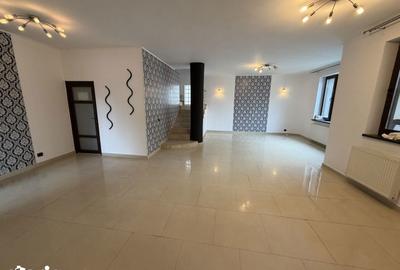 Casă cu 6 camere cu Teren 350 Mp în Ultracentral - 14