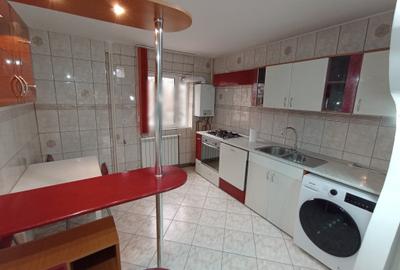 Apartament cu 3 camere semidecomandat în Podu Roș - 5