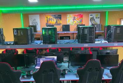 Vand afacere la cheie , sala gaming PC si PS5 - 6