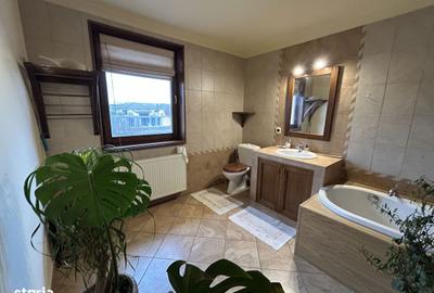 Casă cu 4 camere în Subcetate - 4