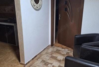 Apartament cu 2 camere decomandat în Florești