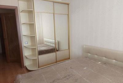 Apartament cu 2 camere decomandat în Berceni