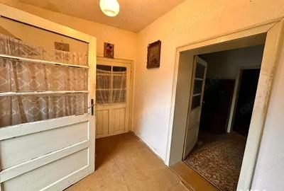 Casă cu 4 camere cu Teren 342 Mp în Ghirodei - 3