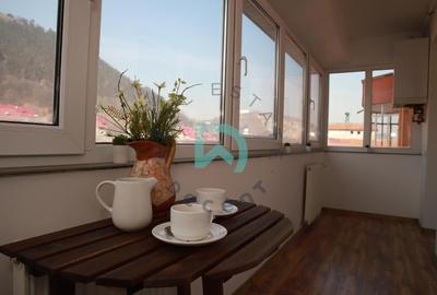 Apartament cu 3 camere decomandat în Răcădău